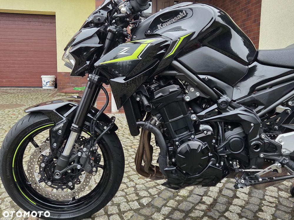 Kawasaki Z 900 - 7