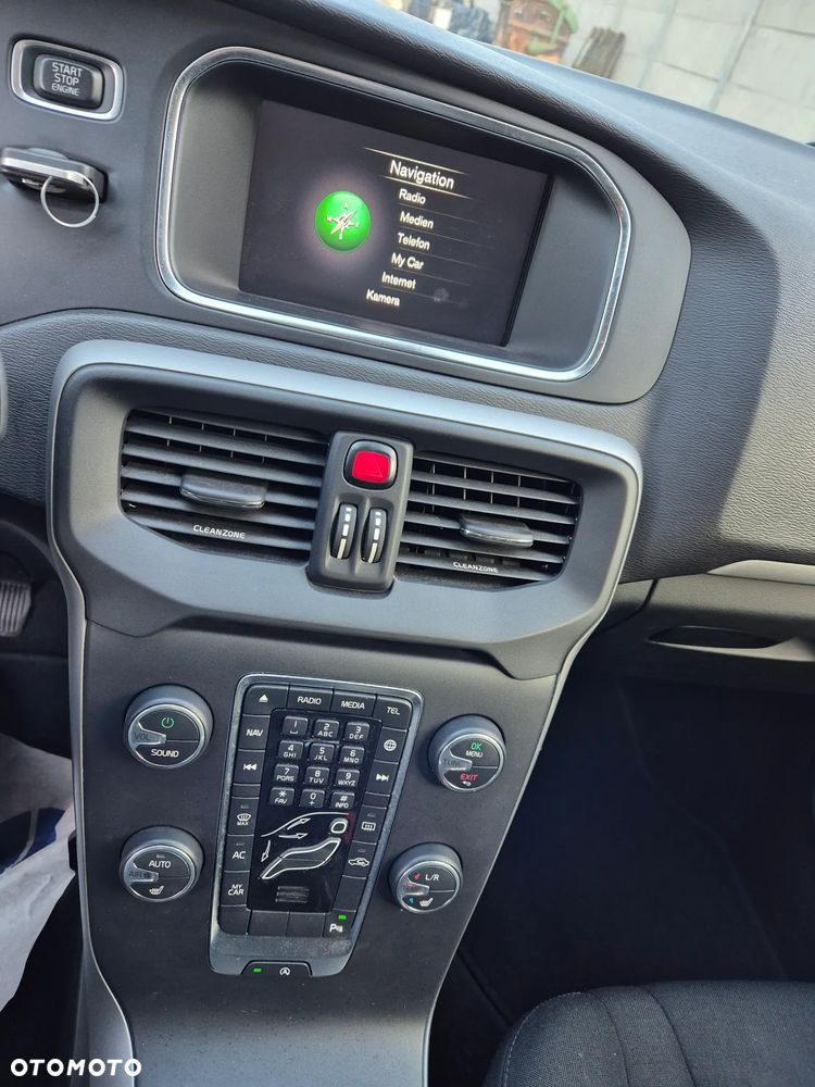 Volvo V40 T2 Inscription - 27