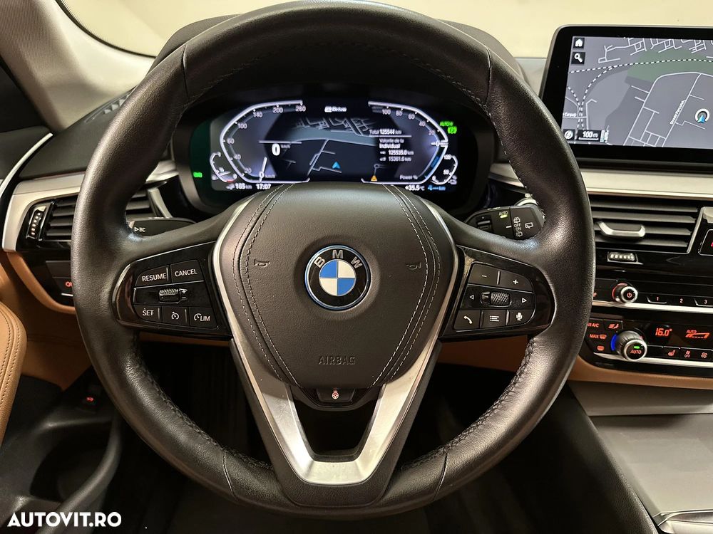 BMW Seria 5 530e AT PHEV - 16