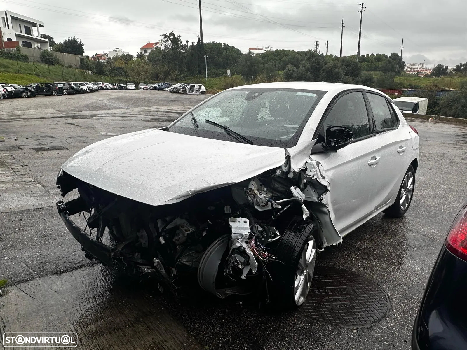 Opel Corsa F 1.2i 75 cv de 2022 para peças - 4