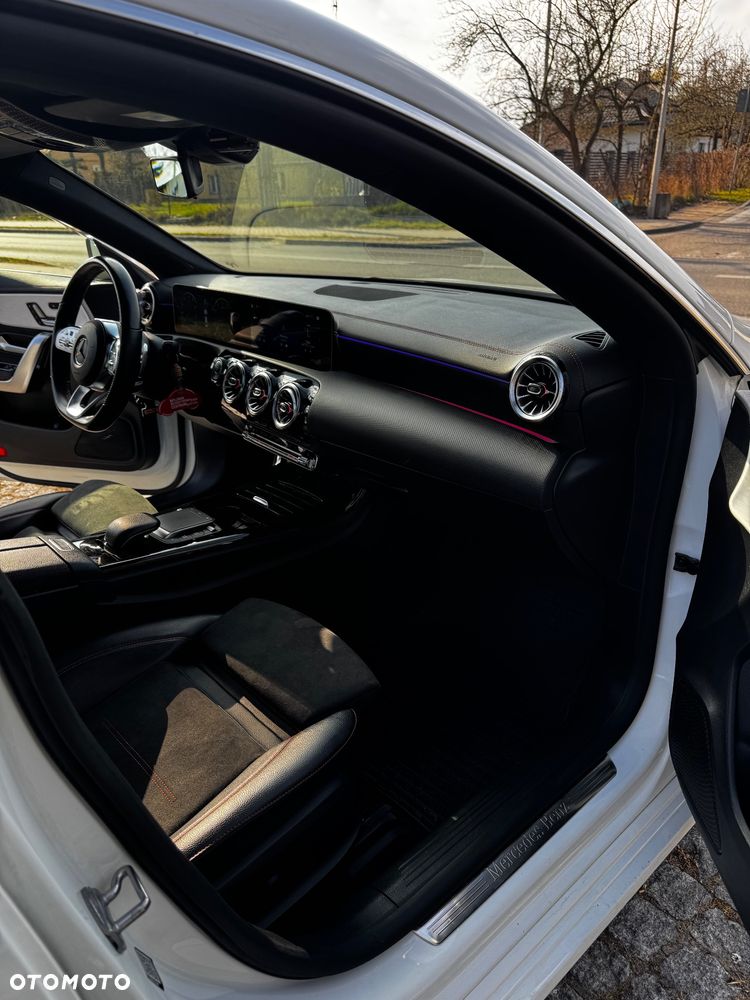 Mercedes-Benz CLA 250 Edition 1 7G-DCT - 15