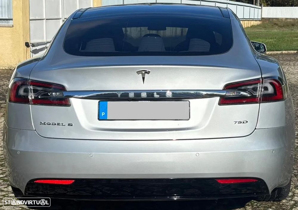 Tesla Model S 75D - 6