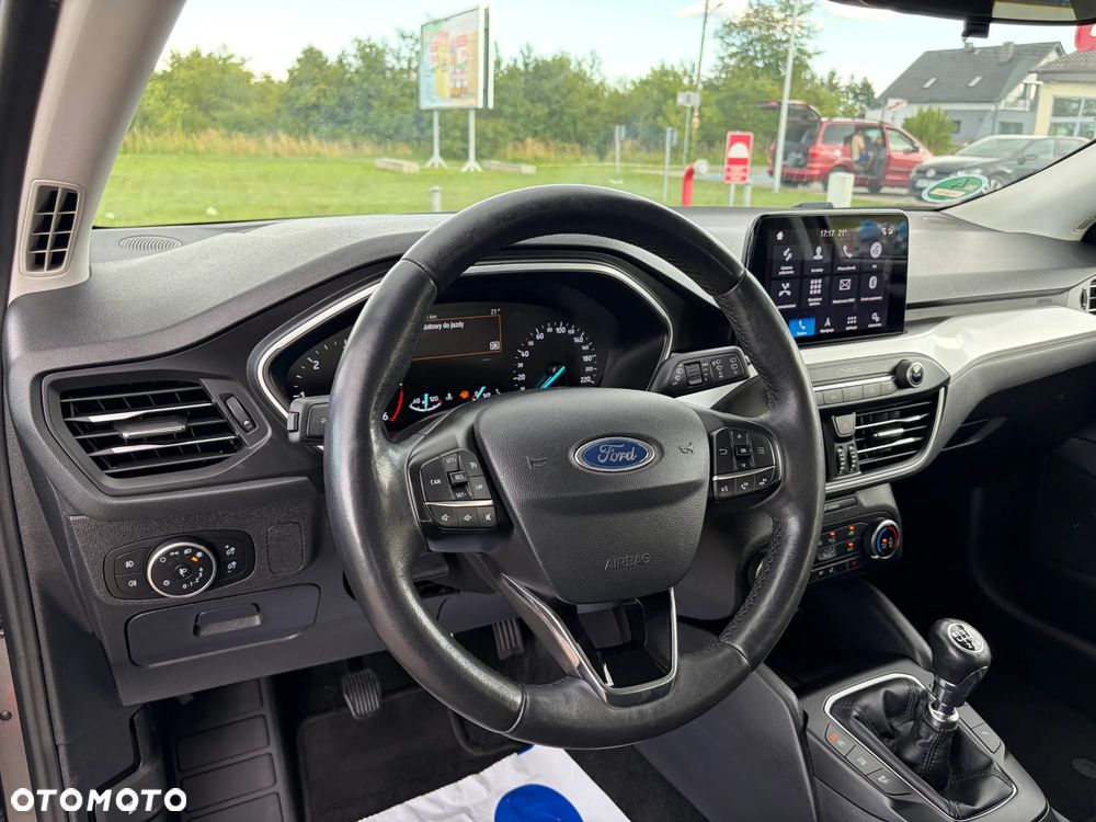 Ford Focus 1.5 EcoBlue Start-Stopp-System TITANIUM DESIGN - 23