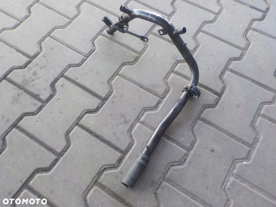 VW T4 1.9 TD D RURKA PRZEWÓD WODY PŁYNU CHŁODNICY - 2