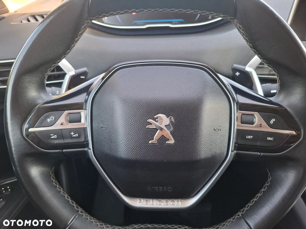 Peugeot 3008 PureTech 130 Stop & Start EAT6 Allure - 21