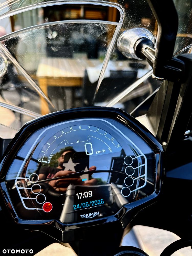 Triumph Tiger - 2