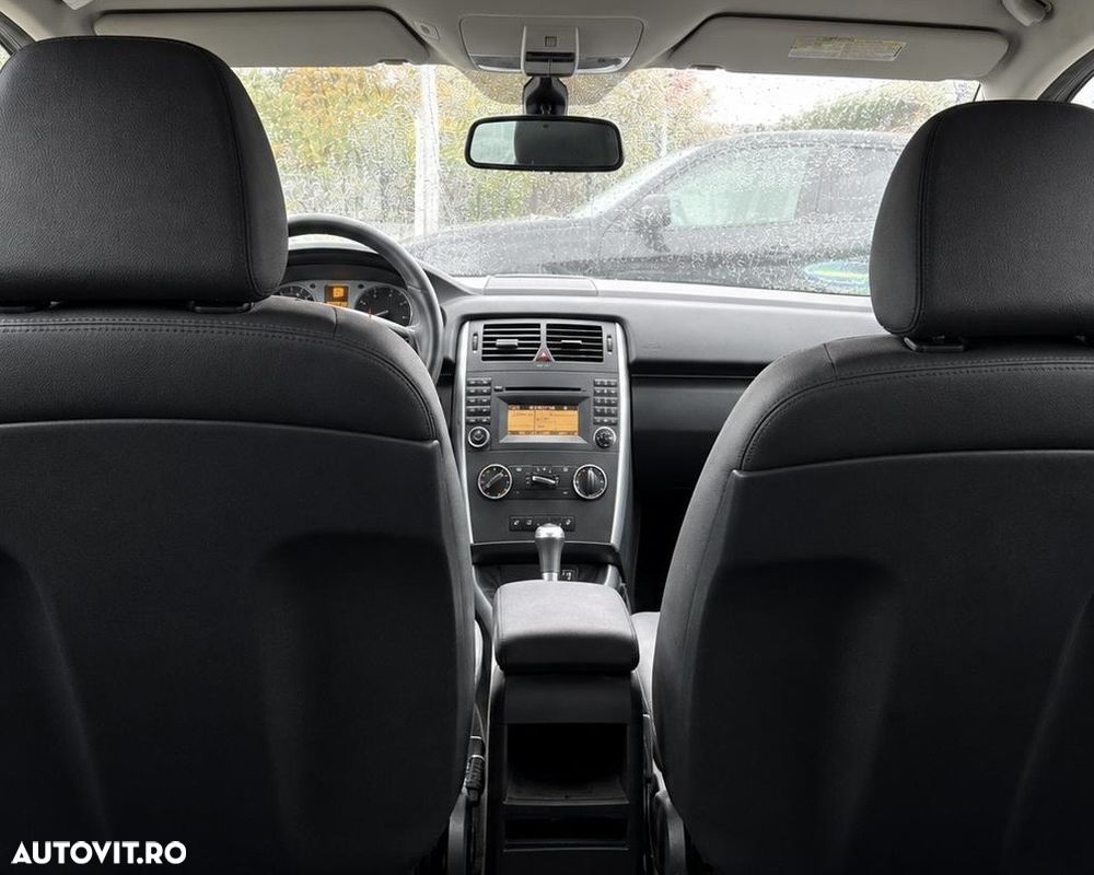 Mercedes-Benz B 180 - 8