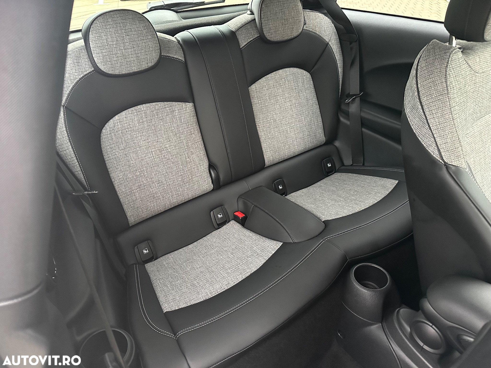 Mini Cooper SE Standard - 18