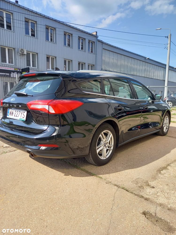 Ford Focus 1.0 EcoBoost Trend - 5