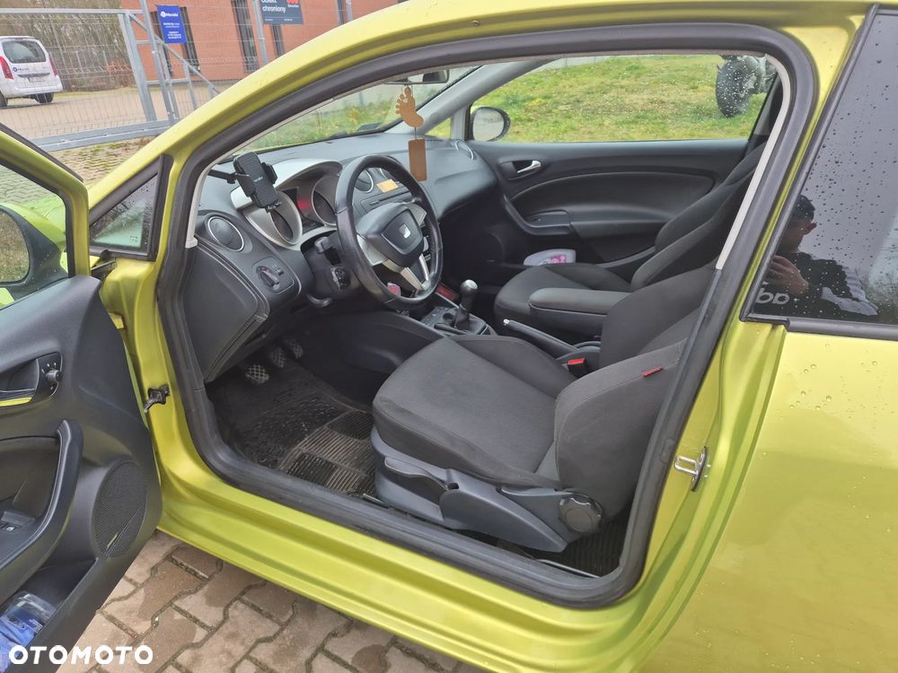 Seat Ibiza SC 1.9 TDI DPF Sport - 8