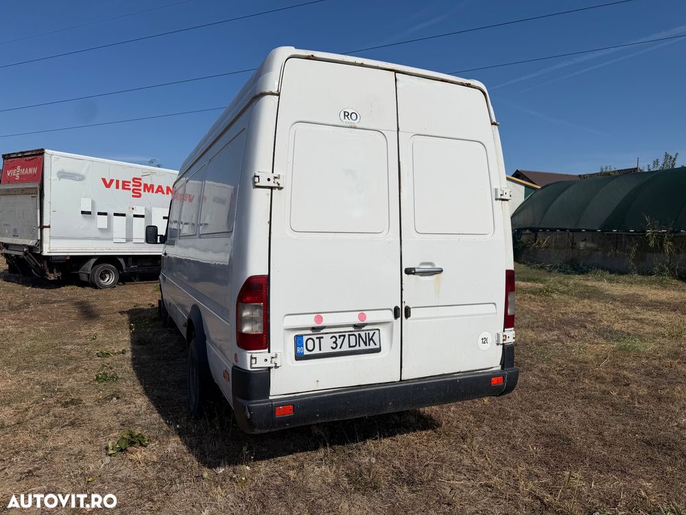 Mercedes-Benz Sprinter 515 - 12