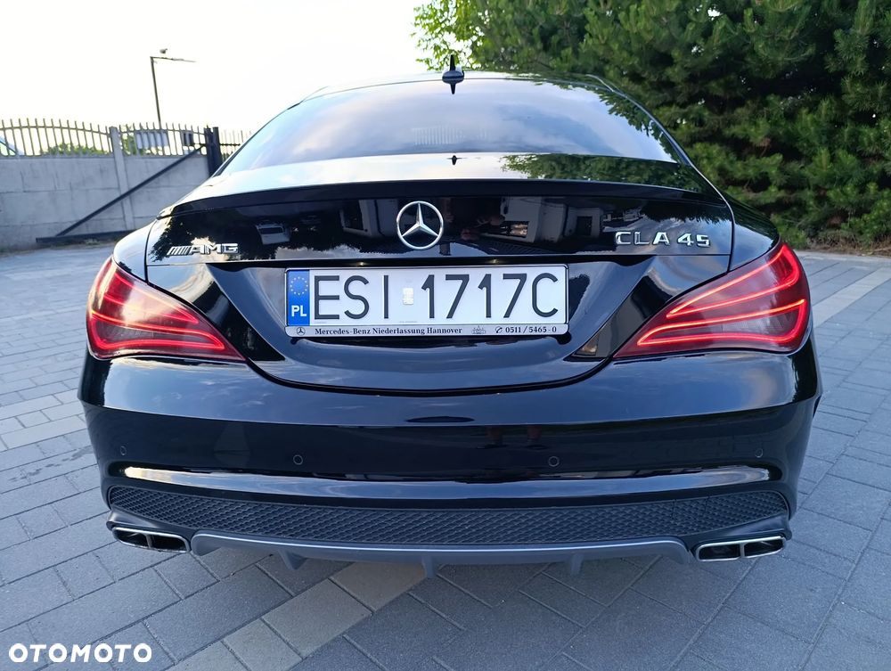 Mercedes-Benz CLA AMG 45 4Matic 7G-DCT - 18