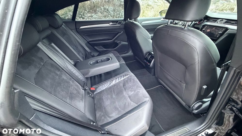 Volkswagen Arteon 2.0 TDI SCR 4Motion DSG R-Line - 22