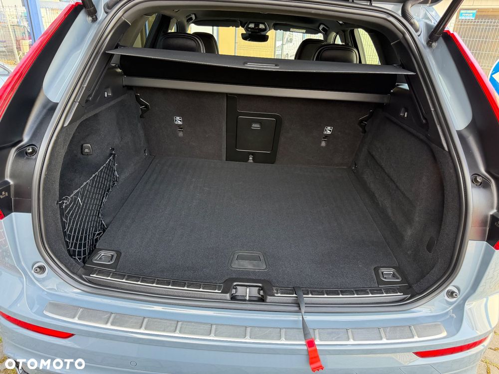 Volvo XC 60 B4 B Inscription - 32