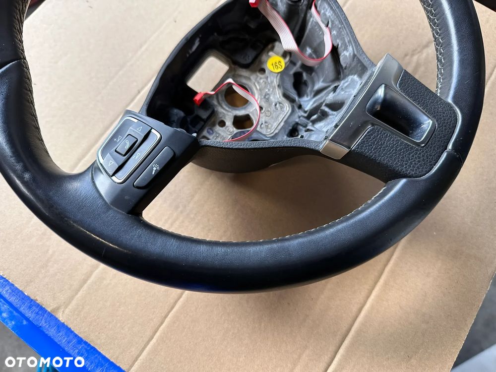 Kierownica multifunkcyjna skóra VW Touran II, VW Tiguan I 1T0419091AC - 3