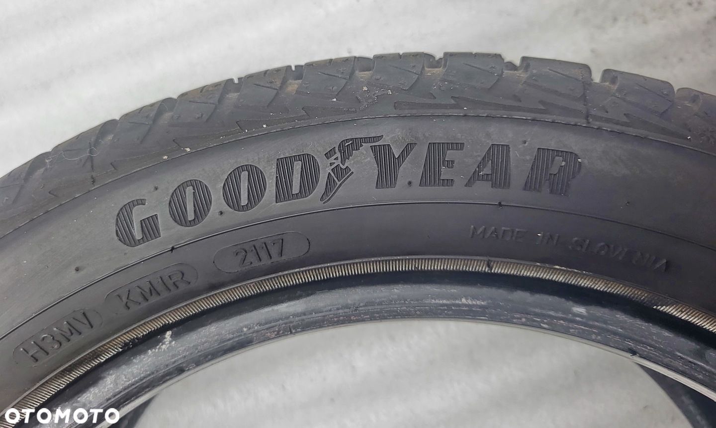 Opona całoroczna Goodyear Vector 4Seasons G2 195/50R15 82H - 1