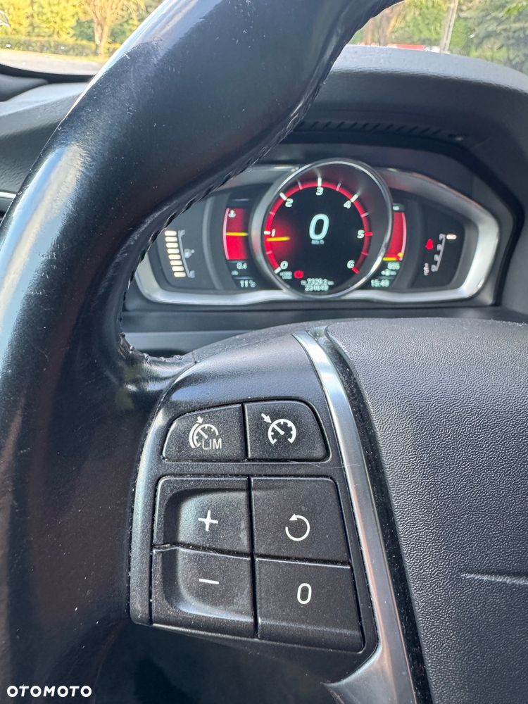 Volvo V60 D4 Drive-E Summum - 19