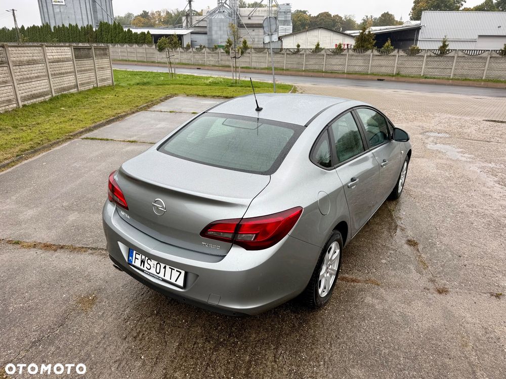 Opel Astra 1.4 Turbo Active - 19
