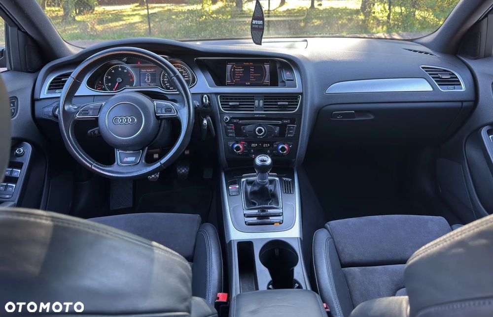 Audi A4 Avant 1.8 TFSI S line Sportpaket - 26