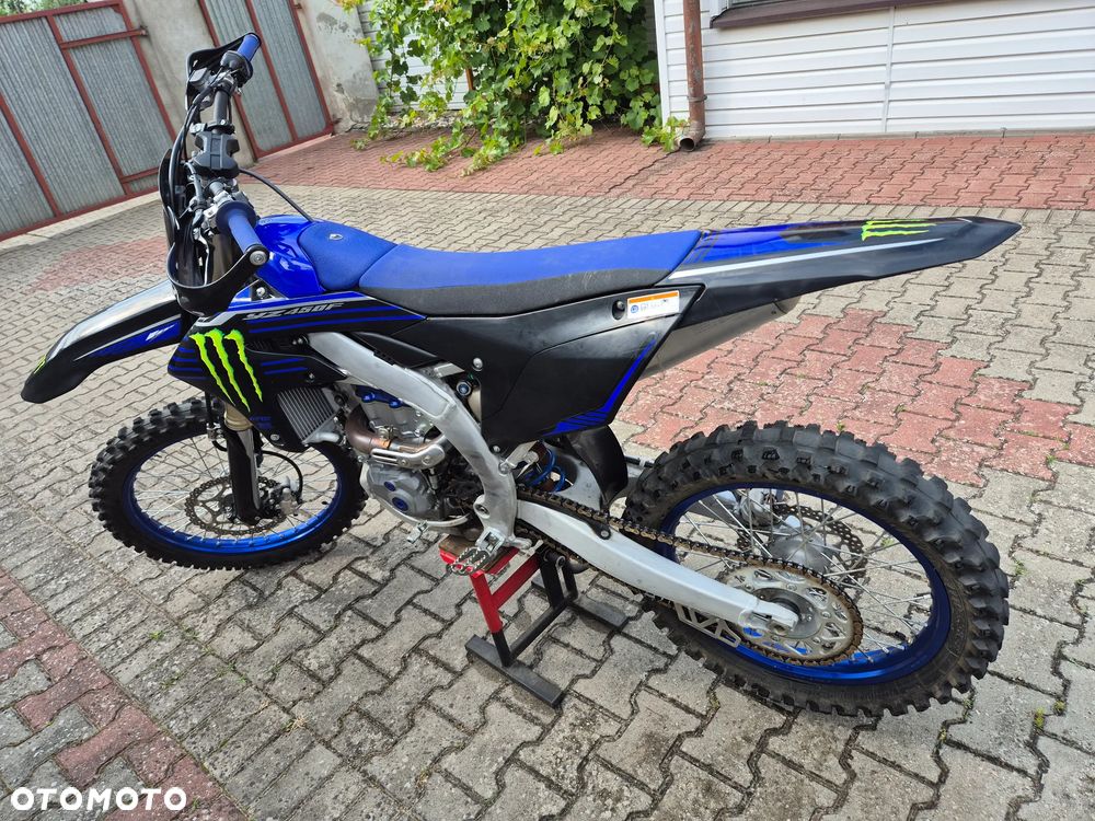 Yamaha YZF - 3