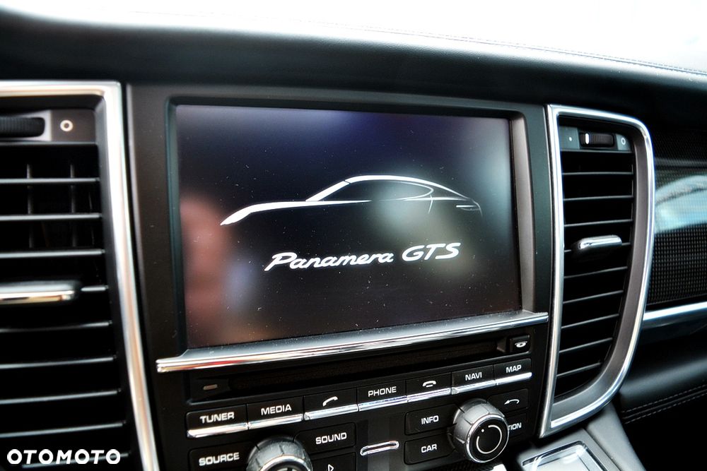 Porsche Panamera GTS - 7