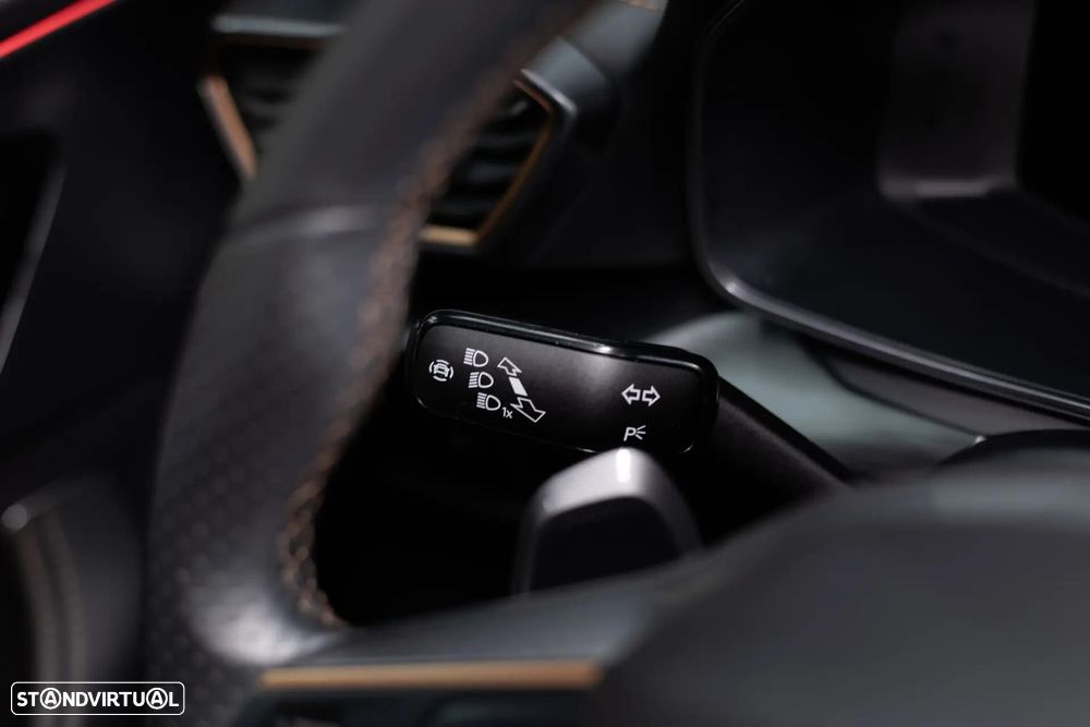 Cupra Formentor 1.4 e-Hybrid DSG VZ - 36