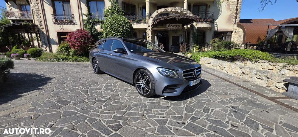 Mercedes-Benz E 220 d 4MATIC 9G-TRONIC AMG Line - 37