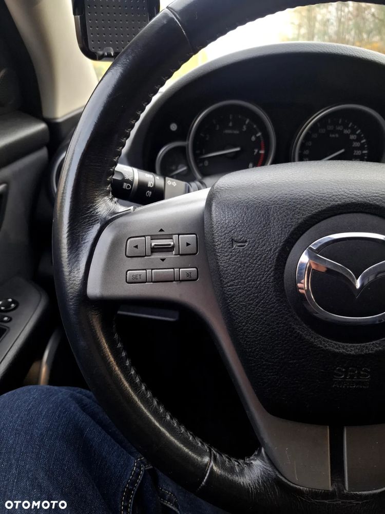 Mazda 6 2.0 Exclusive - 4