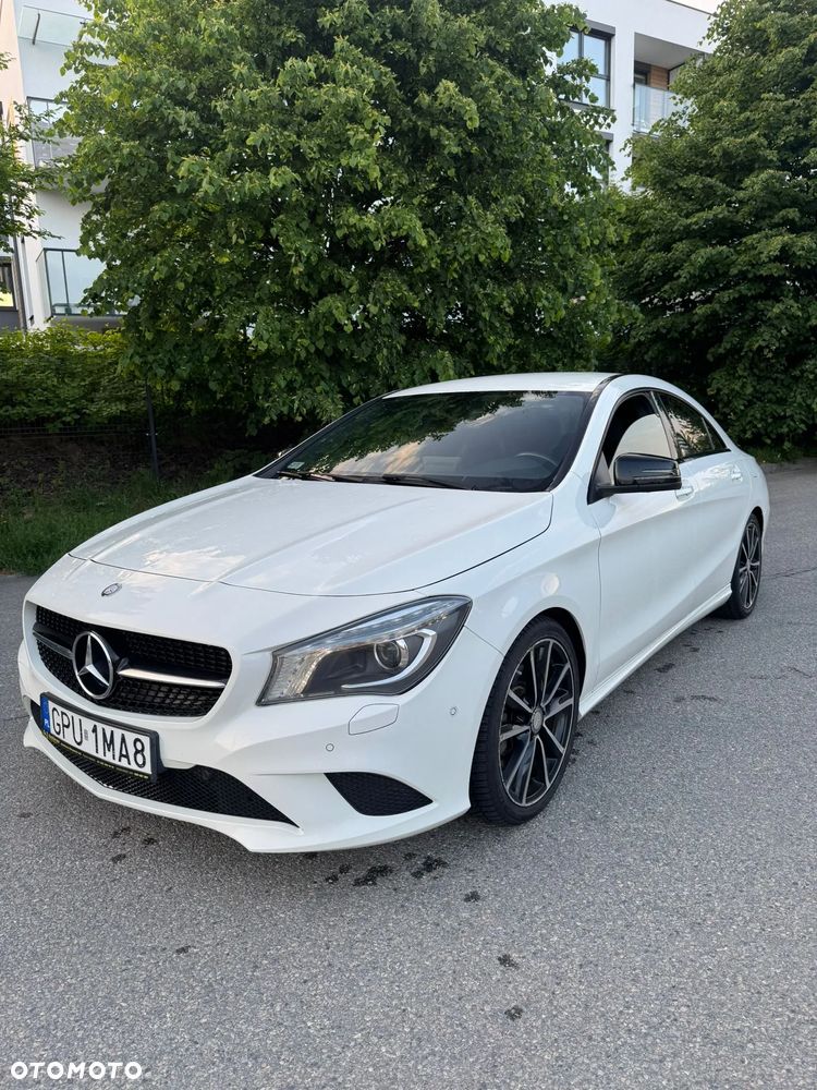 Mercedes-Benz CLA 250 4-Matic Urban - 1