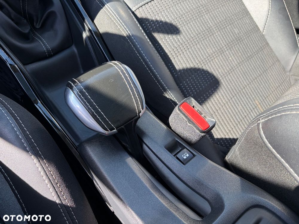 Peugeot 2008 PureTech 130 GPF Stop&Start Crossway - 26