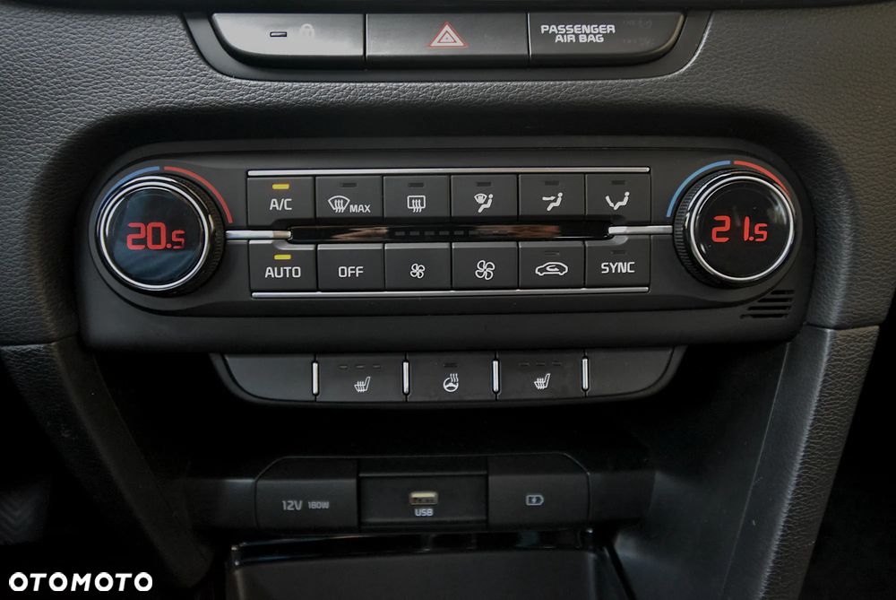 Kia Ceed - 19