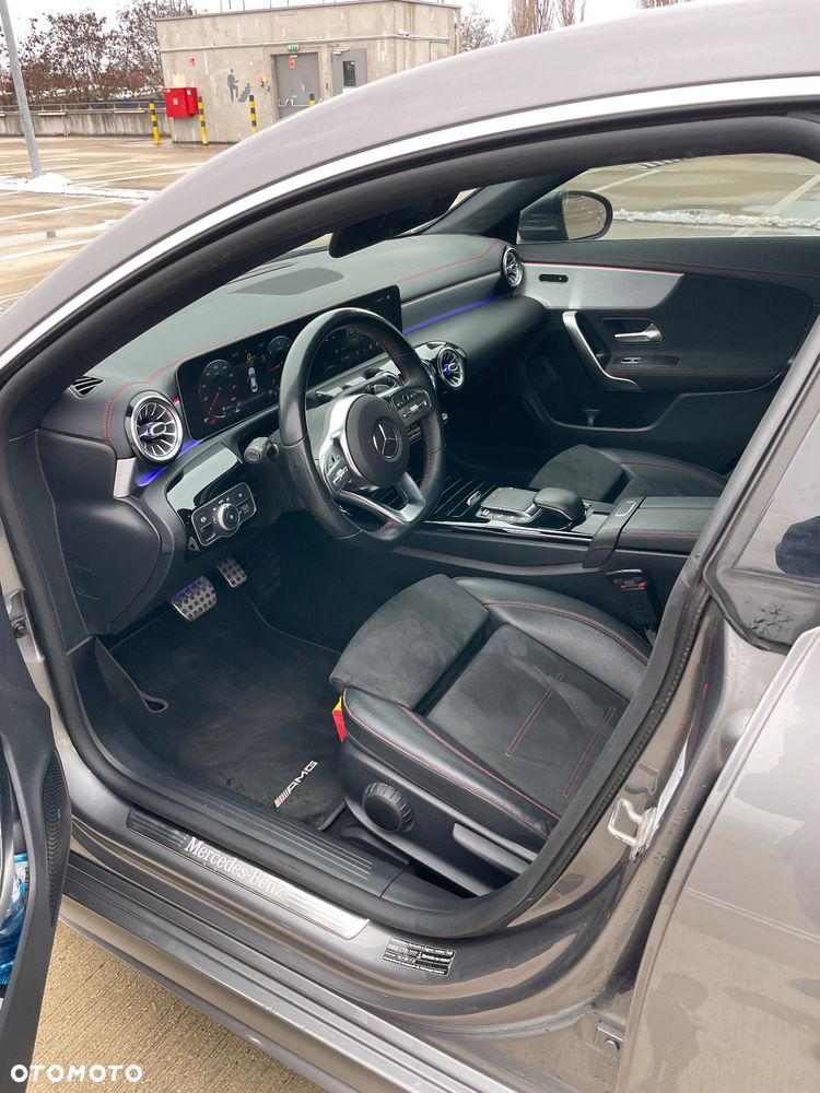 Mercedes-Benz CLA 200 d 8G-DCT AMG Line - 6
