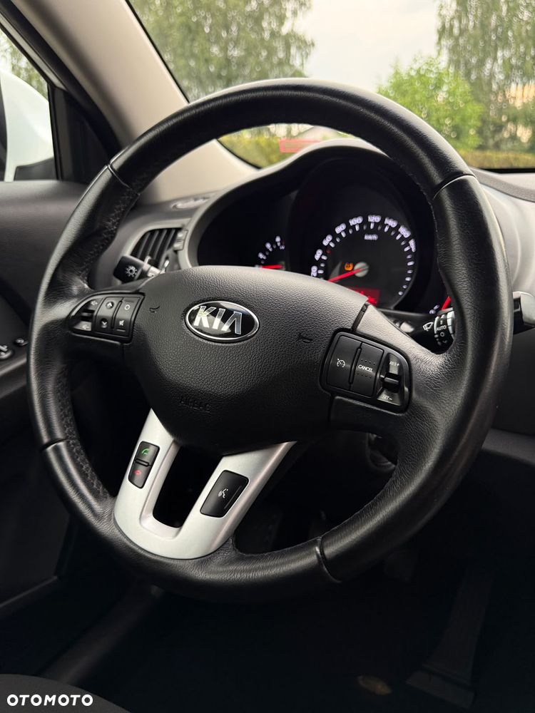 Kia Sportage 2,0 CRDI AWD Vision - 26