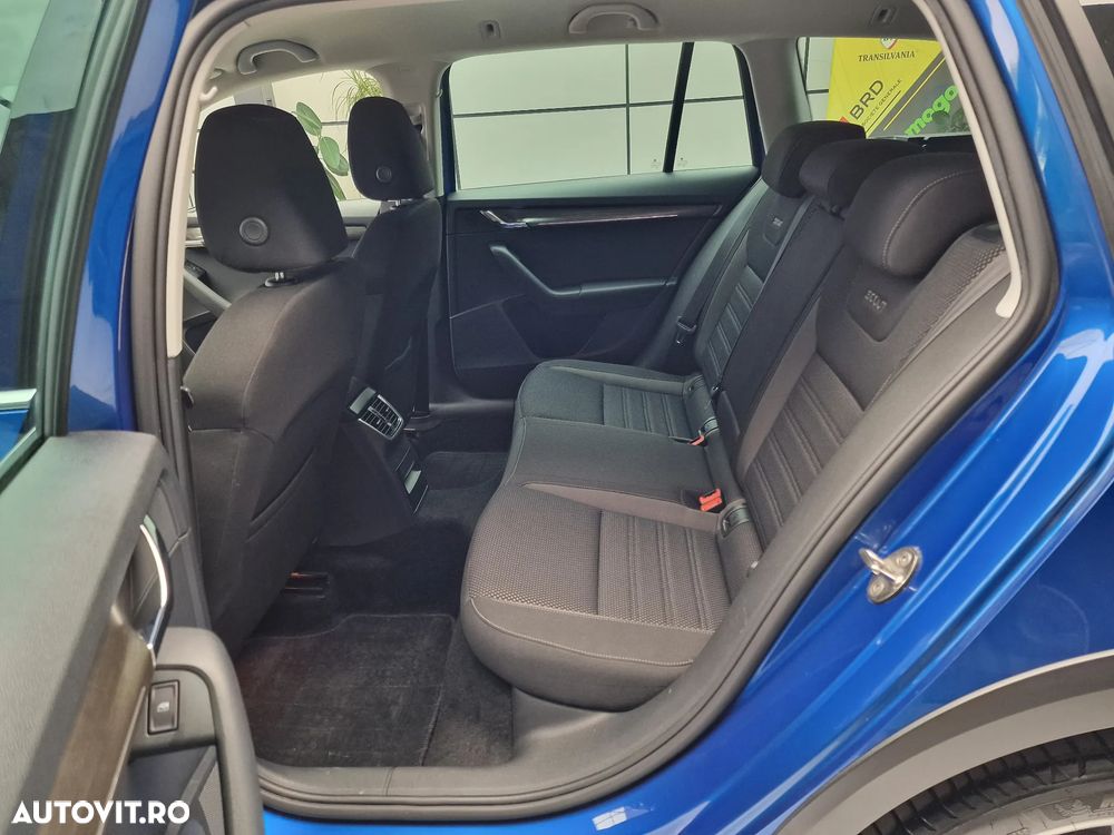 Skoda Octavia 2.0 TDI DSG 4X4 Style - 15