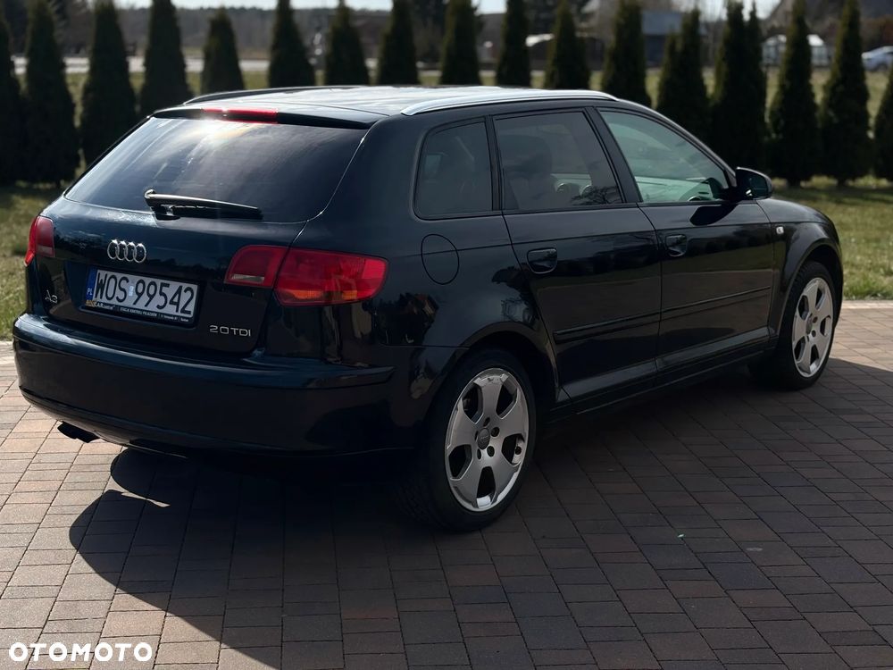 Audi A3 Sportback 2.0 TDI DPF Ambition - 4