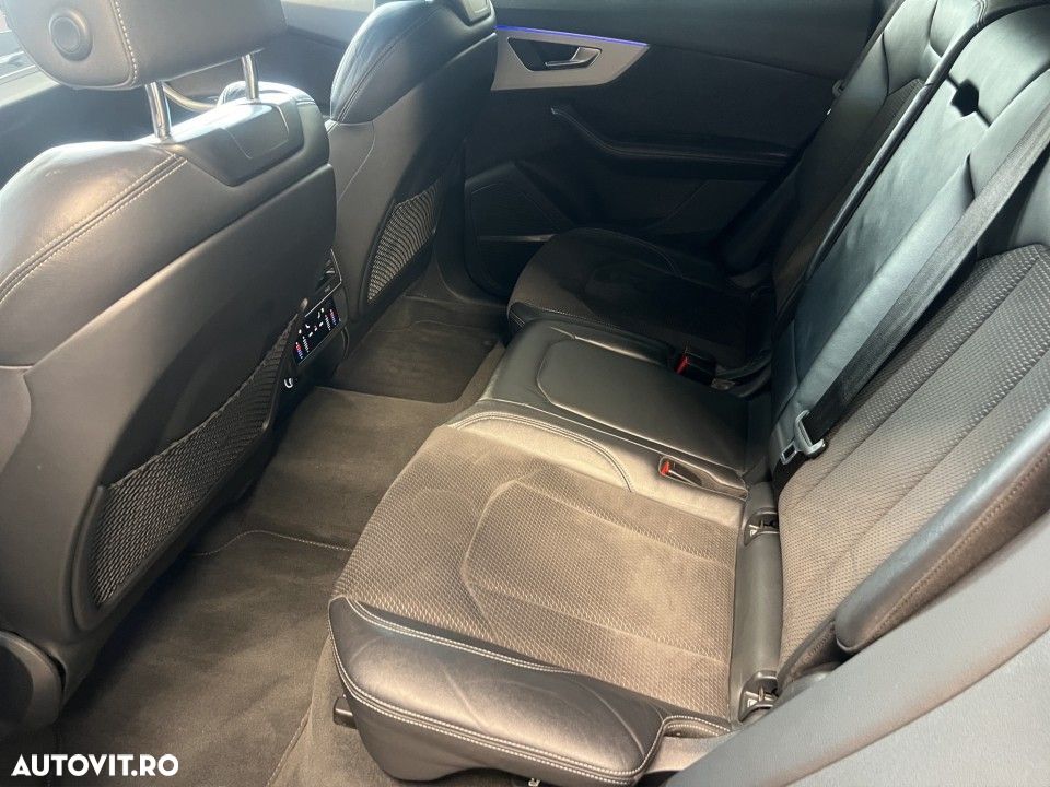 Audi Q8 50 TDI quattro Tiptronic MHEV - 13