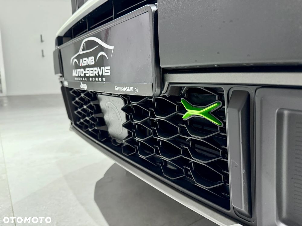 Jeep Avenger 1.2 T3 mHEV Upland 4xe eDCT6 - 24