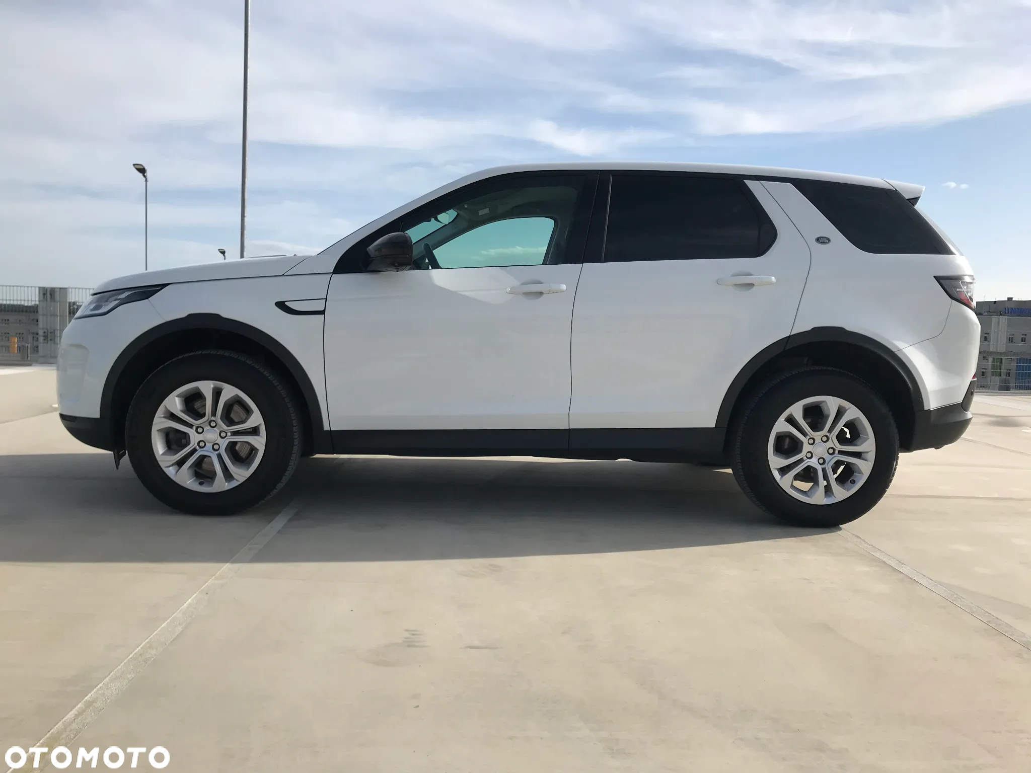 Land Rover Discovery Sport - 12