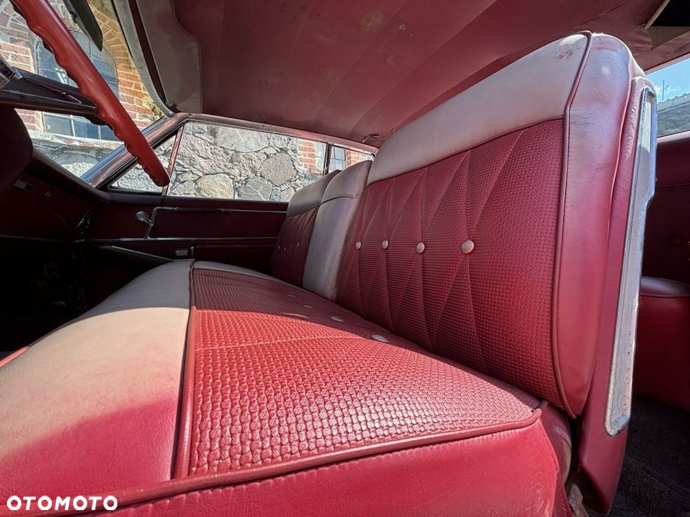 Cadillac Deville - 35