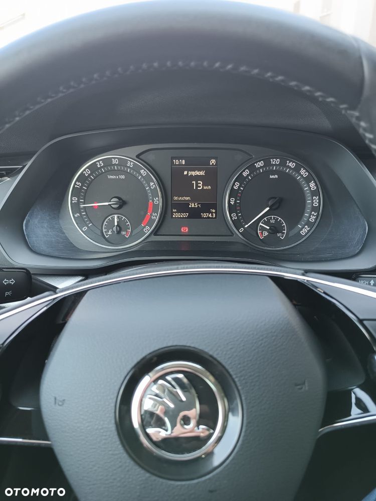 Skoda Octavia 2.0 TDI Ambition - 15
