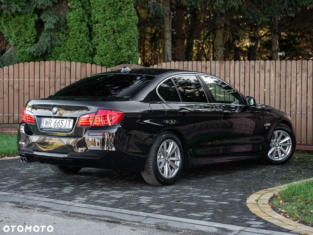 BMW Seria 5 520i - 9