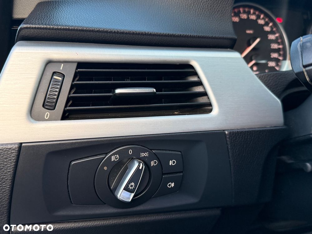 BMW Seria 3 320d DPF Edition Fleet Exclusive - 18