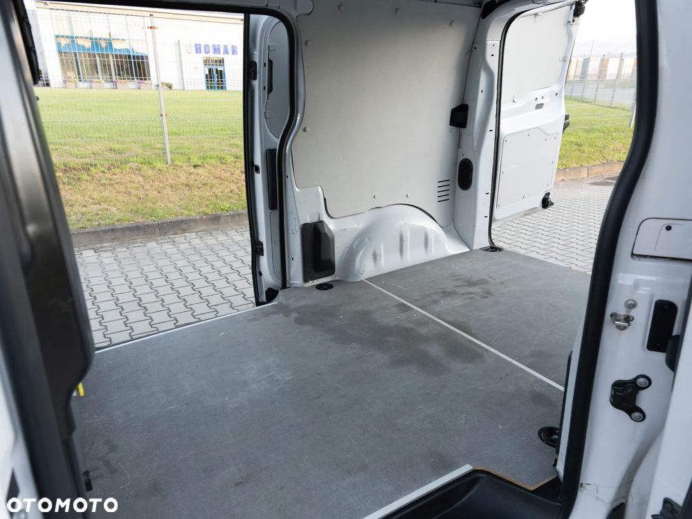 Toyota ProAce - 16