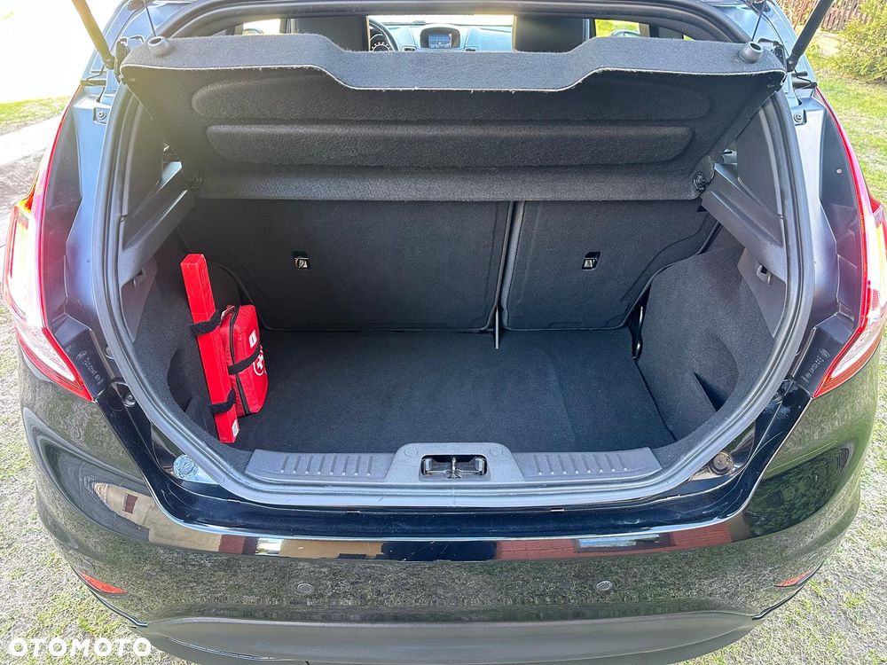 Ford Fiesta 1.0 EcoBoost S&S ST-LINE X - 21