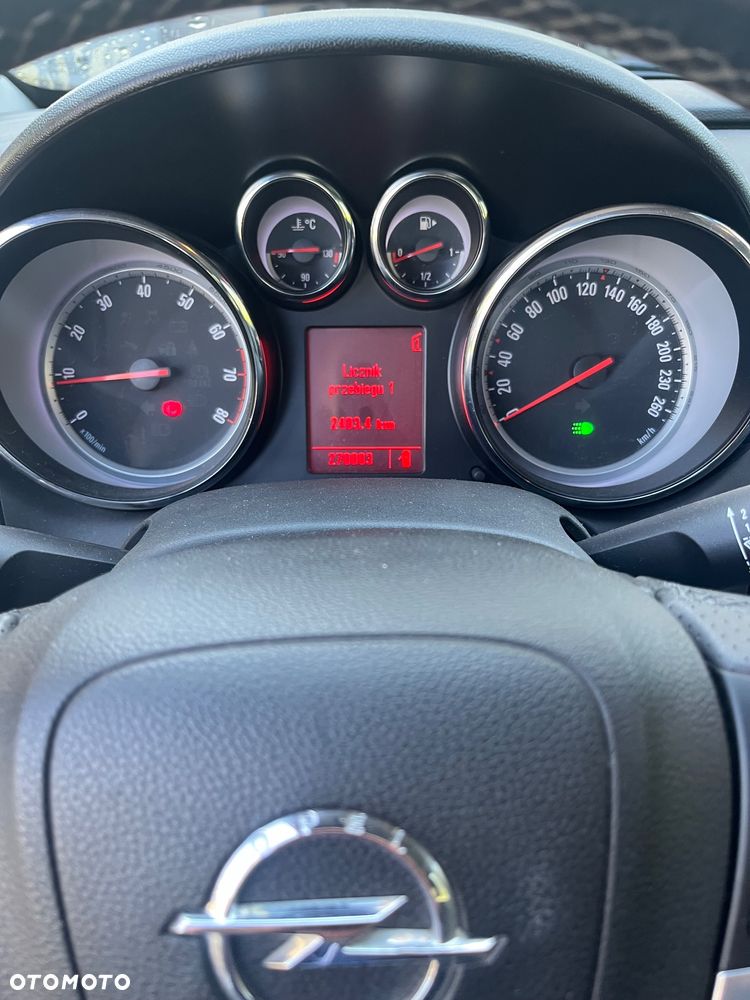 Opel Astra 1.6 T 111 - 7