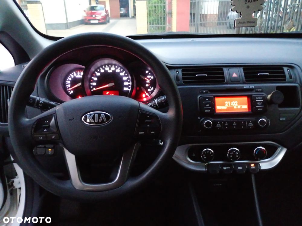 Kia Rio 1.2 S - 11