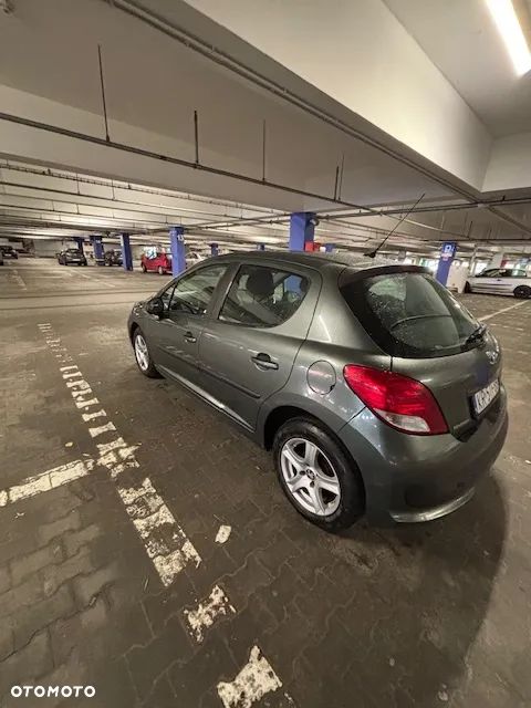 Peugeot 207 1.4 Presence - 3