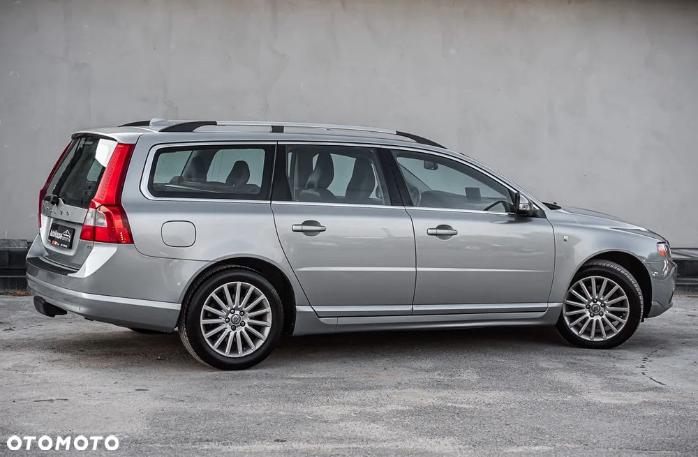 Volvo V70 3.2 Ocean Race - 15