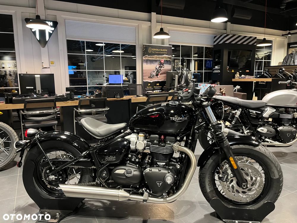 Triumph Bonneville Bobber - 1