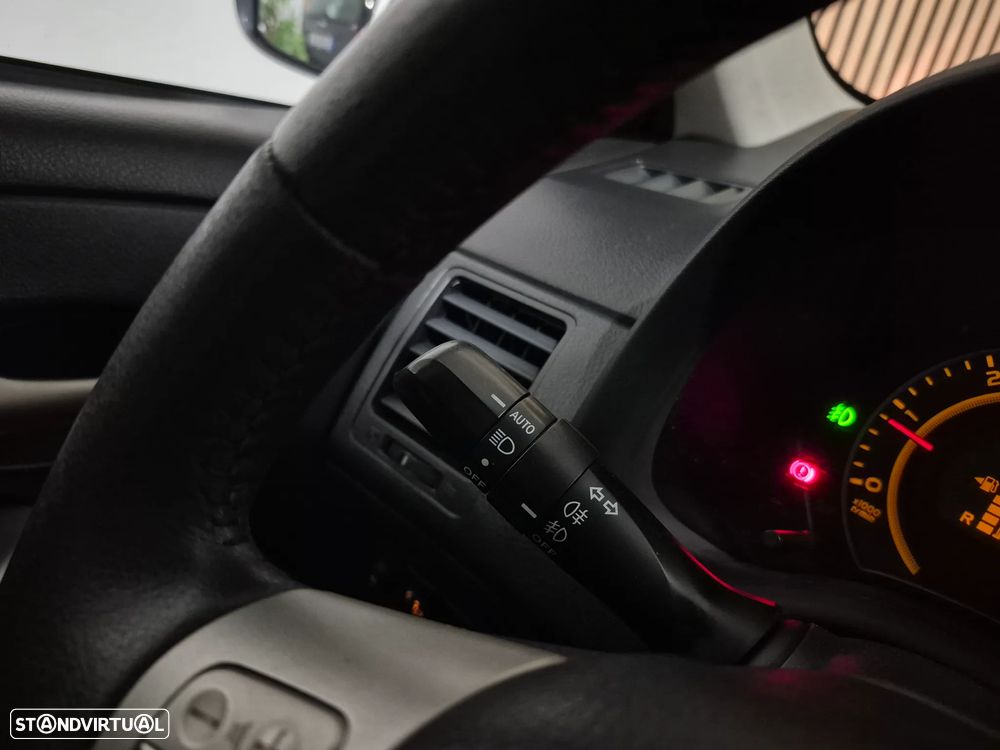 Toyota Corolla 1.4 D-4D Sol - 17